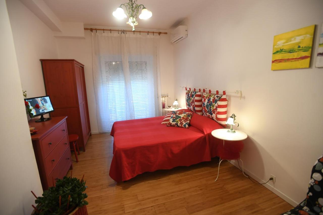 A Casa Di Enza Roma Exterior foto